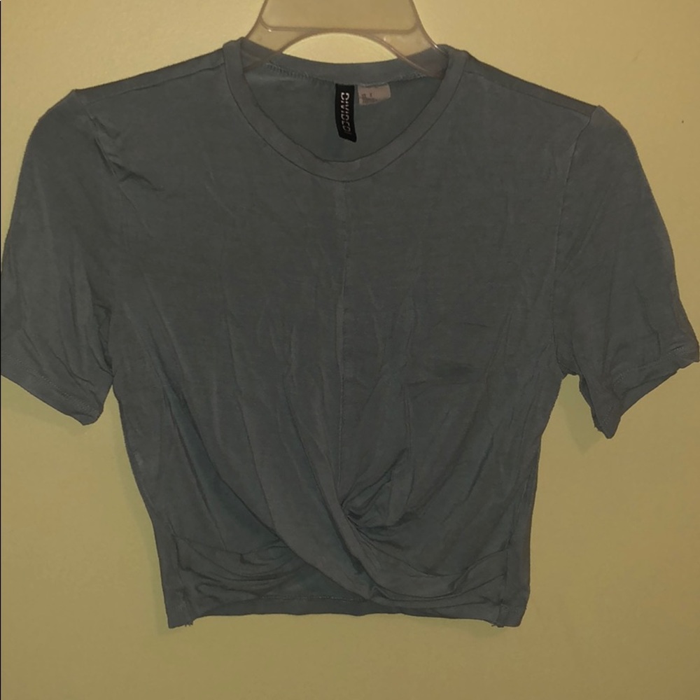 h&m cropped t-shirt